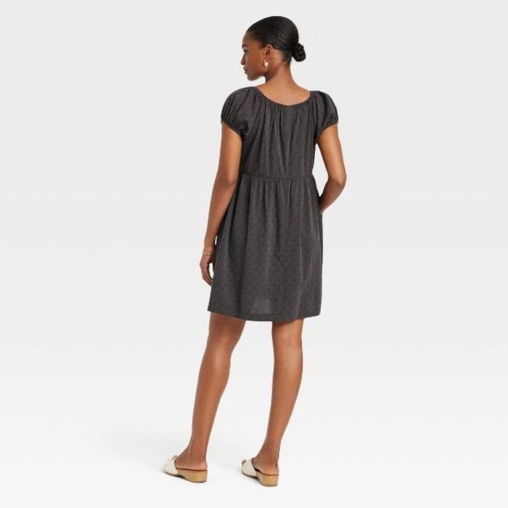 Universal Thread Womans Dress Large Mini Short Sleeve Gray Scoop Neck Summer New - Picture 5 of 10